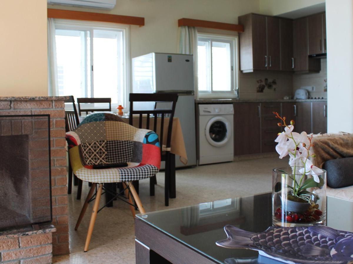 Panorama Beach House, 5 Meters To The Sea Perivolia Luaran gambar