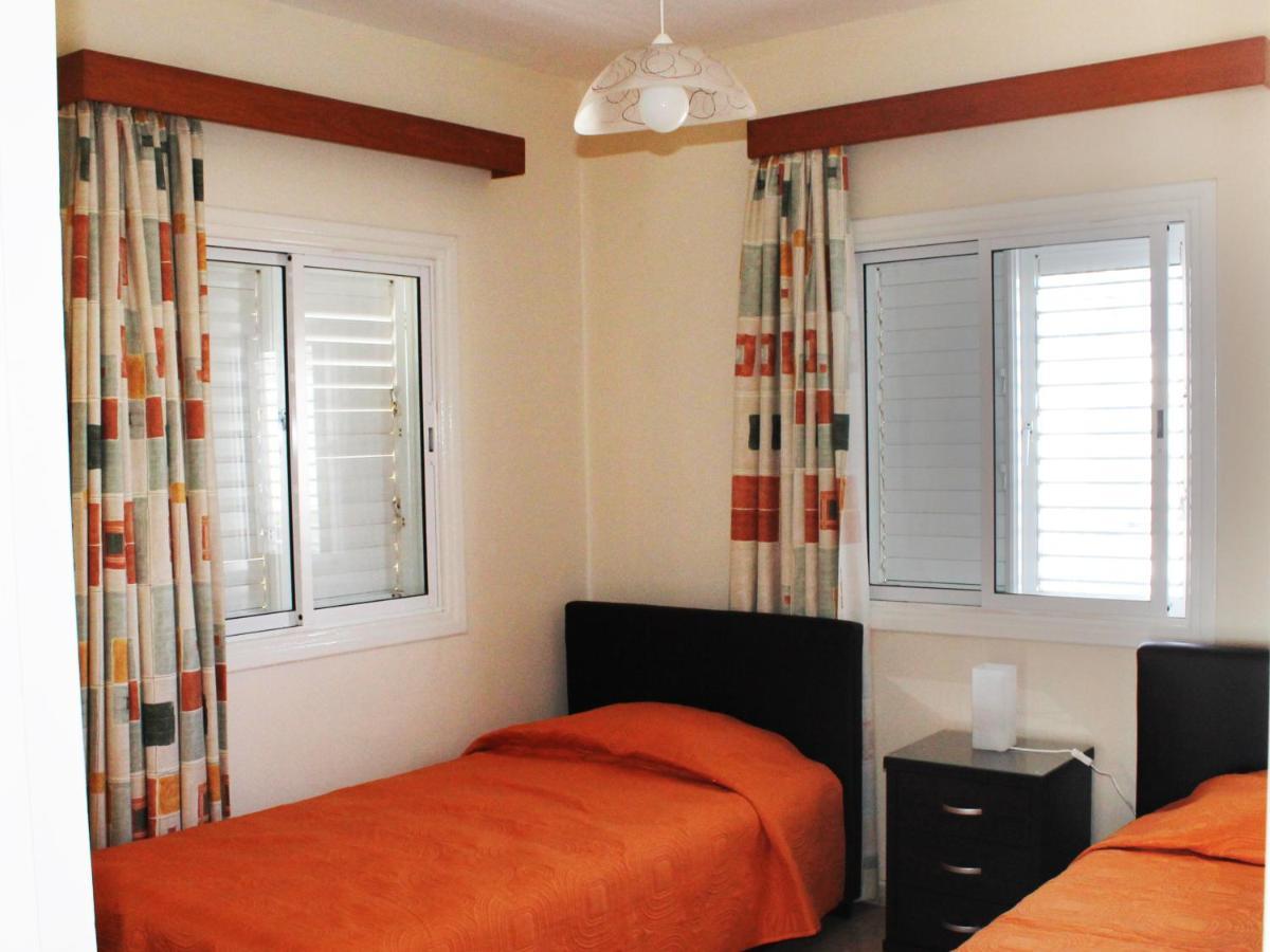 Panorama Beach House, 5 Meters To The Sea Perivolia Luaran gambar