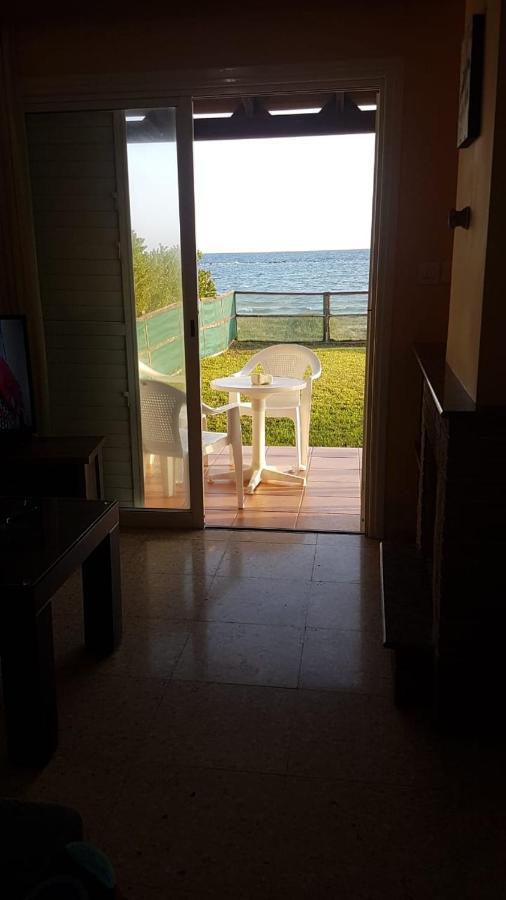 Panorama Beach House, 5 Meters To The Sea Perivolia Luaran gambar
