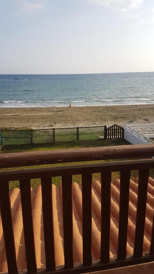 Panorama Beach House, 5 Meters To The Sea Perivolia Luaran gambar